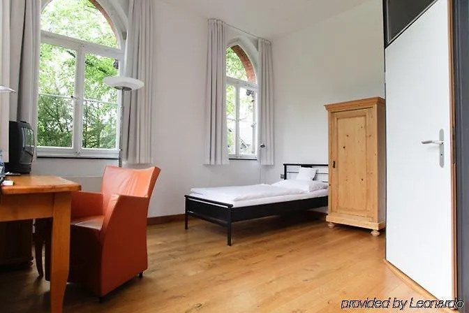 Hotel Mutterhaus Duesseldorf 4*, Düsseldorf