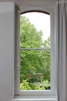 Hotel Mutterhaus Duesseldorf 4*, Düsseldorf
